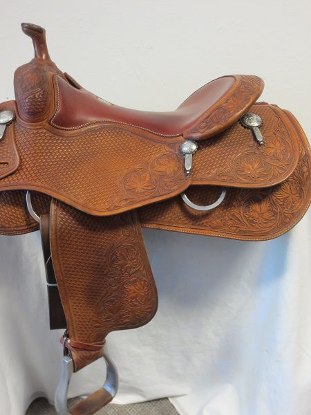 Used Saddle:- Image Number:2