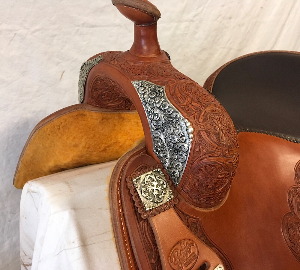 Used Saddle:- Image Number:0