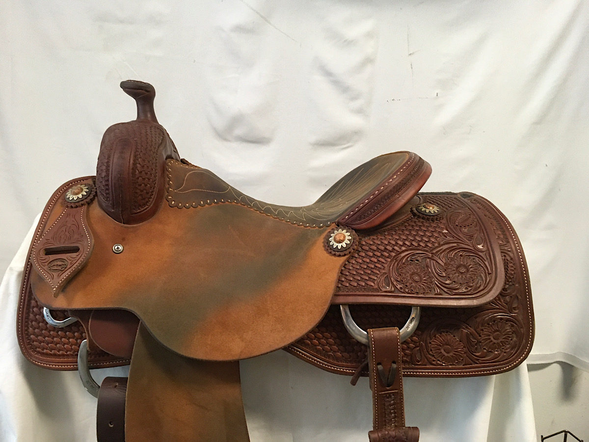 Used Saddle:- Image Number:0